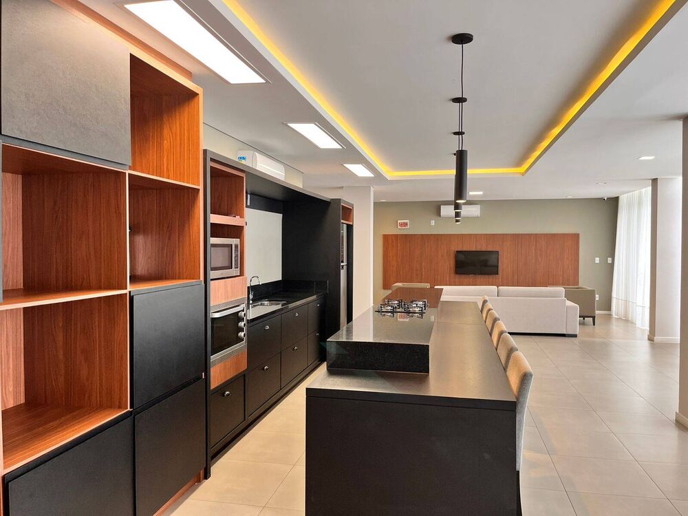 Apartamento à venda com 2 quartos, 68m² - Foto 3