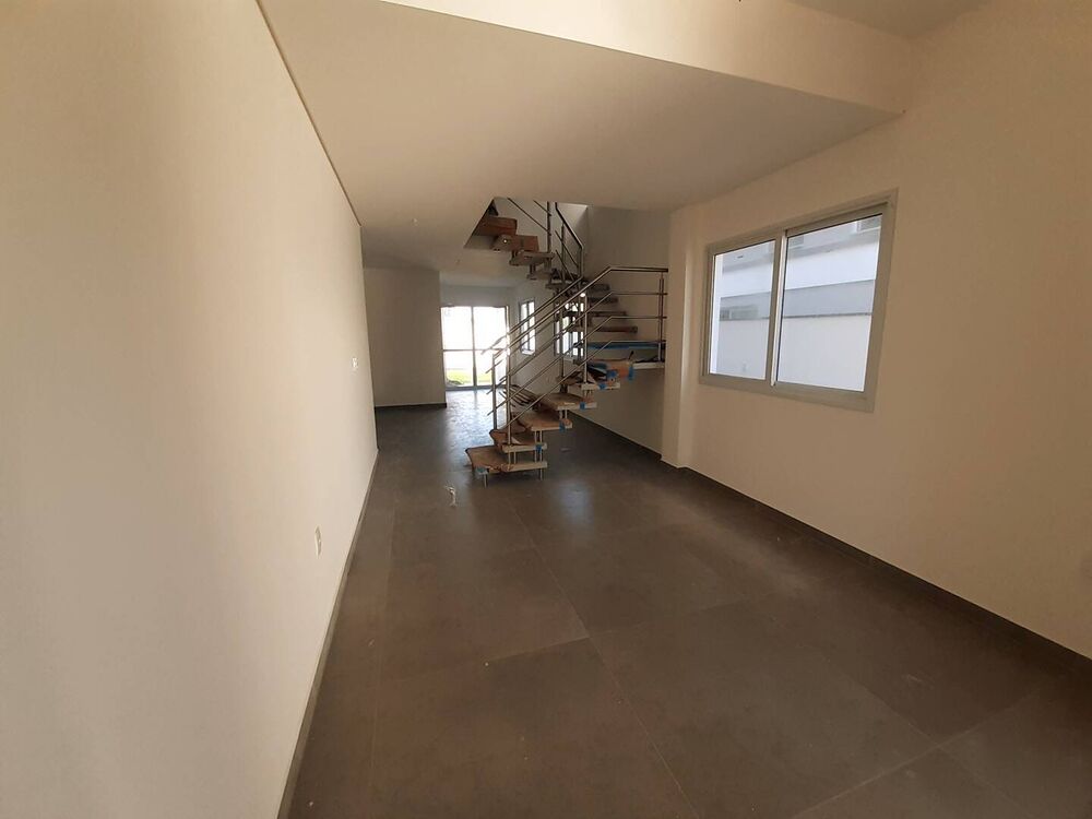 Casa, 3 quartos, 168 m² - Foto 3