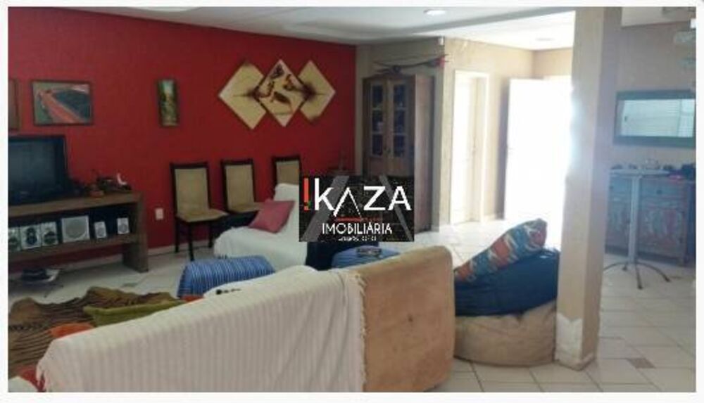 Casa à venda com 4 quartos, 305m² - Foto 2