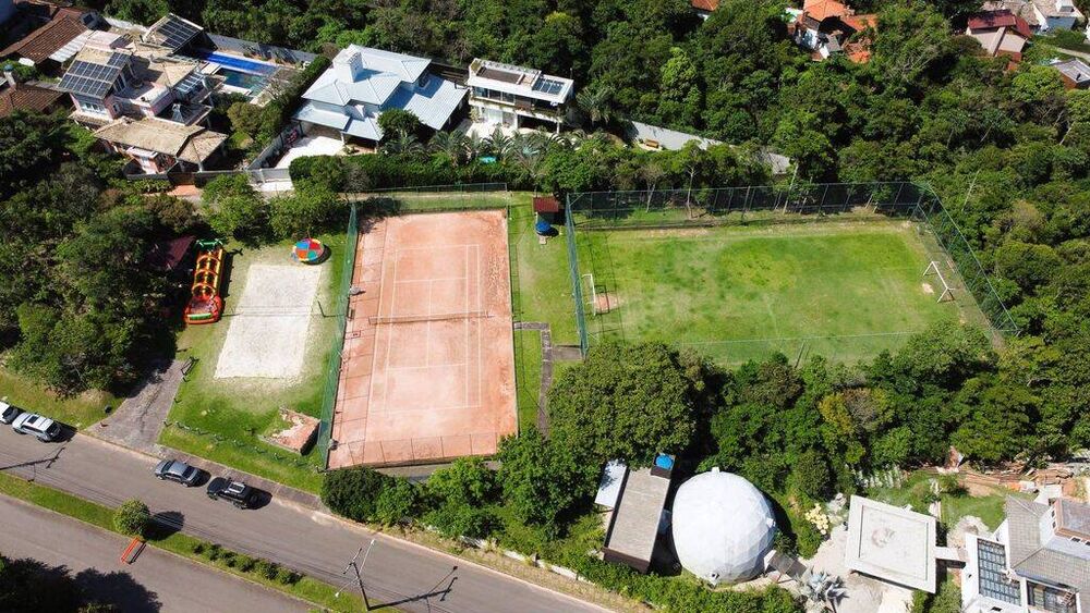 Casa à venda com 4 quartos, 299m² - Foto 4