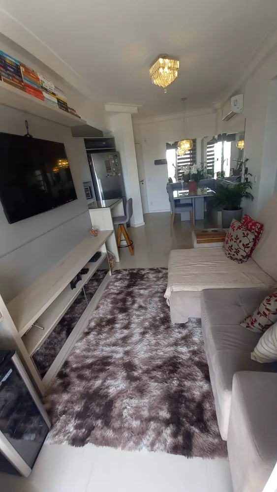 Apartamento à venda com 2 quartos, 68m² - Foto 1