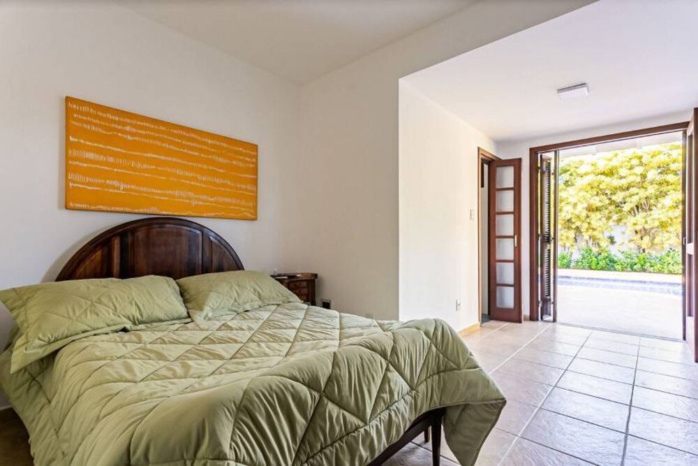 Casa à venda com 4 quartos, 360m² - Foto 3