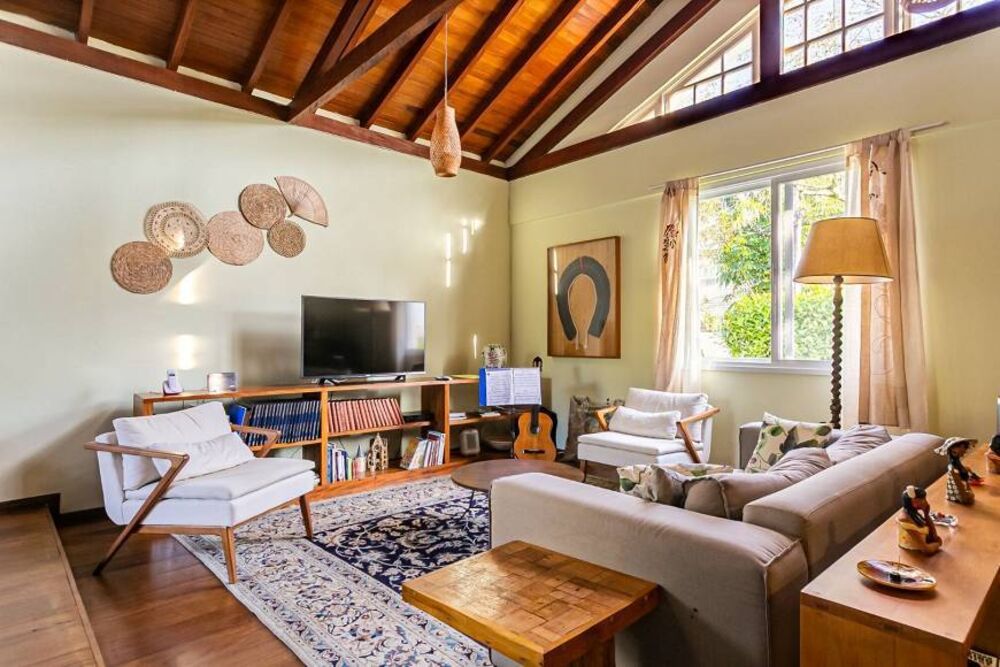 Casa à venda com 4 quartos, 360m² - Foto 2