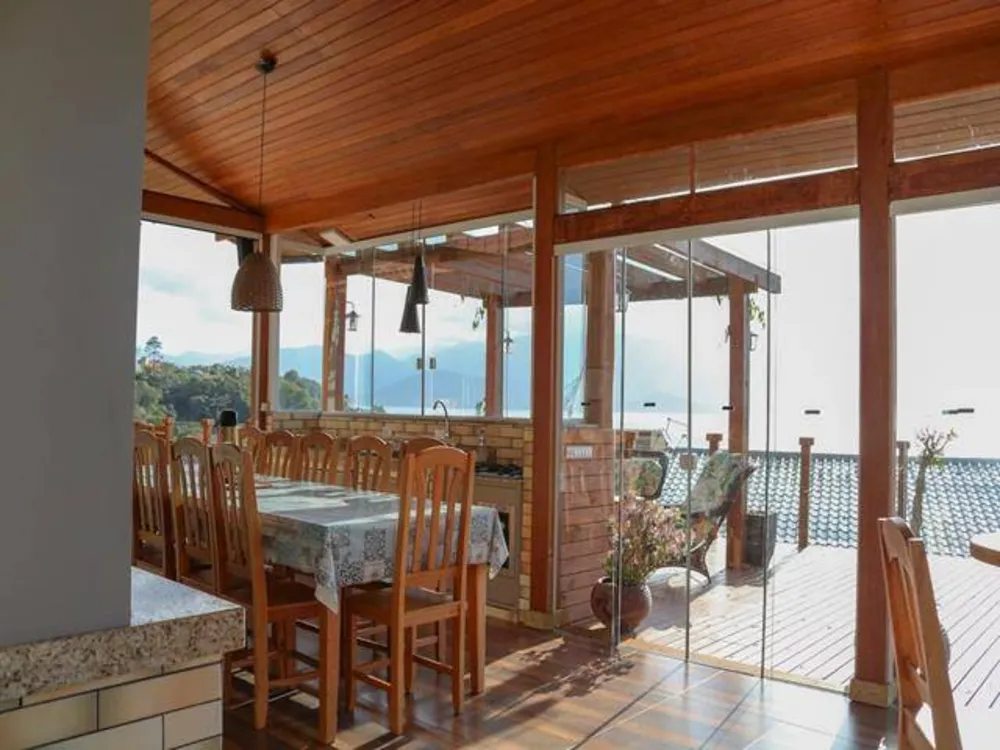 Casa, 3 quartos, 215 m² - Foto 11