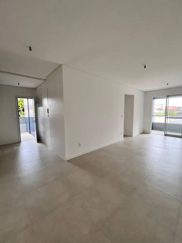 Apartamento, 3 quartos, 85 m² - Foto 2