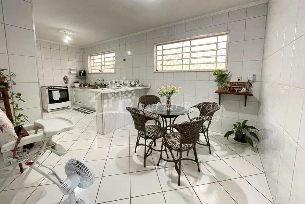 Casa, 3 quartos, 281 m² - Foto 4