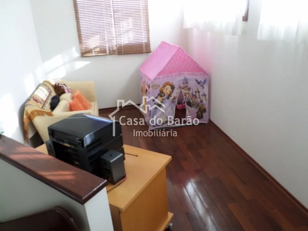 Casa, 4 quartos, 384 m² - Foto 14