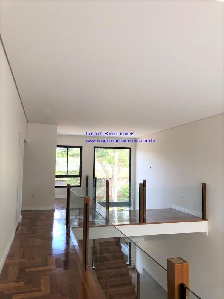 Casa de Condomínio à venda com 4 quartos, 372m² - Foto 4