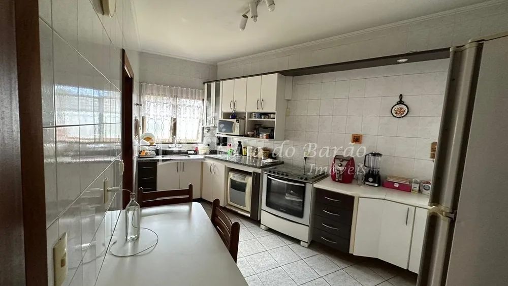 Casa, 3 quartos, 211 m² - Foto 6