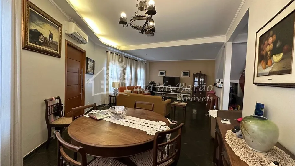 Casa, 3 quartos, 211 m² - Foto 4