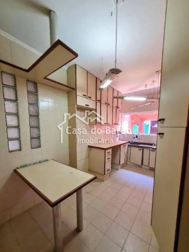 Casa, 6 quartos, 256 m² - Foto 10