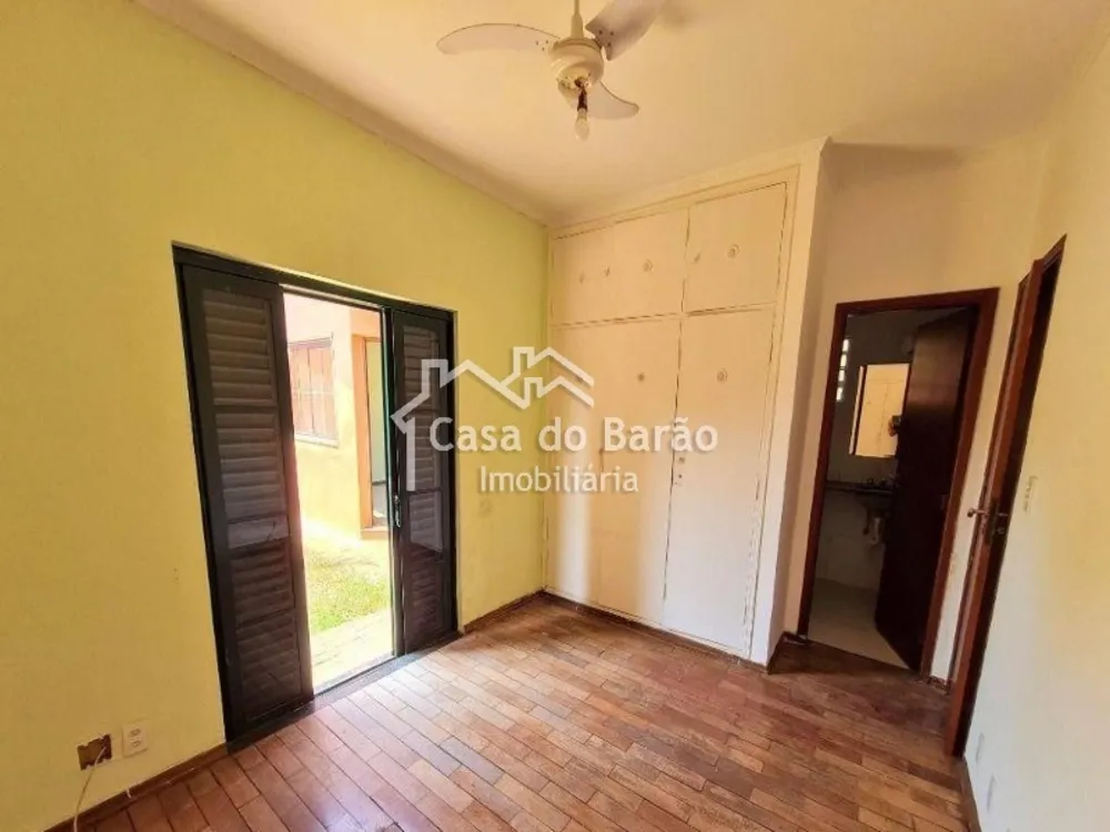 Casa, 6 quartos, 256 m² - Foto 8
