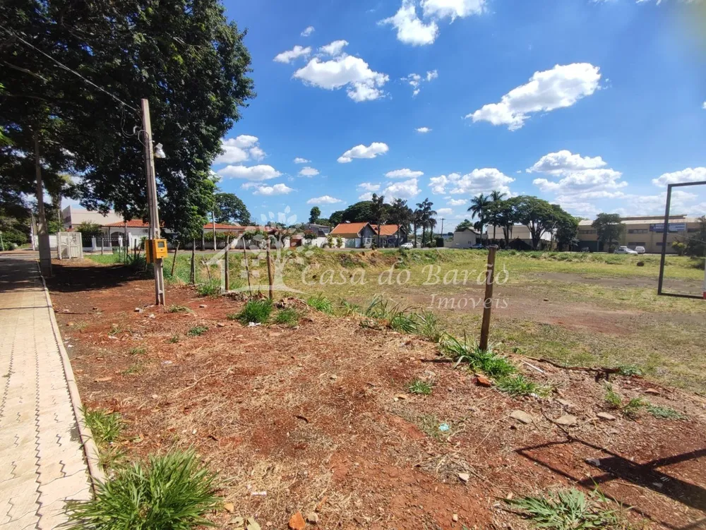 Loteamento e Condomínio - Foto 6