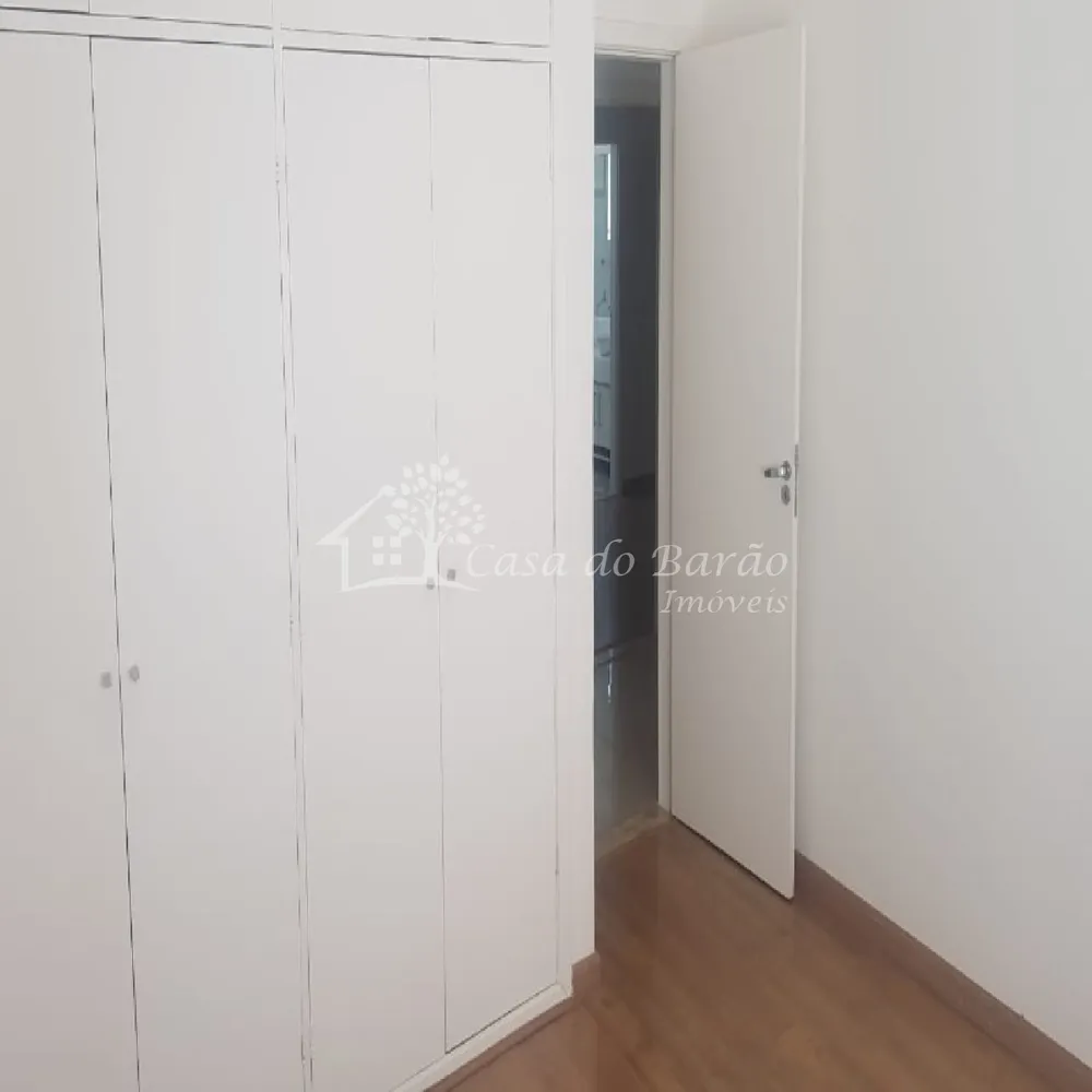Casa, 7 quartos, 248 m² - Foto 8
