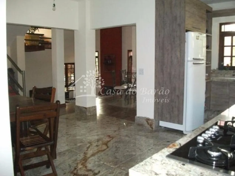 Casa, 3 quartos, 330 m² - Foto 2