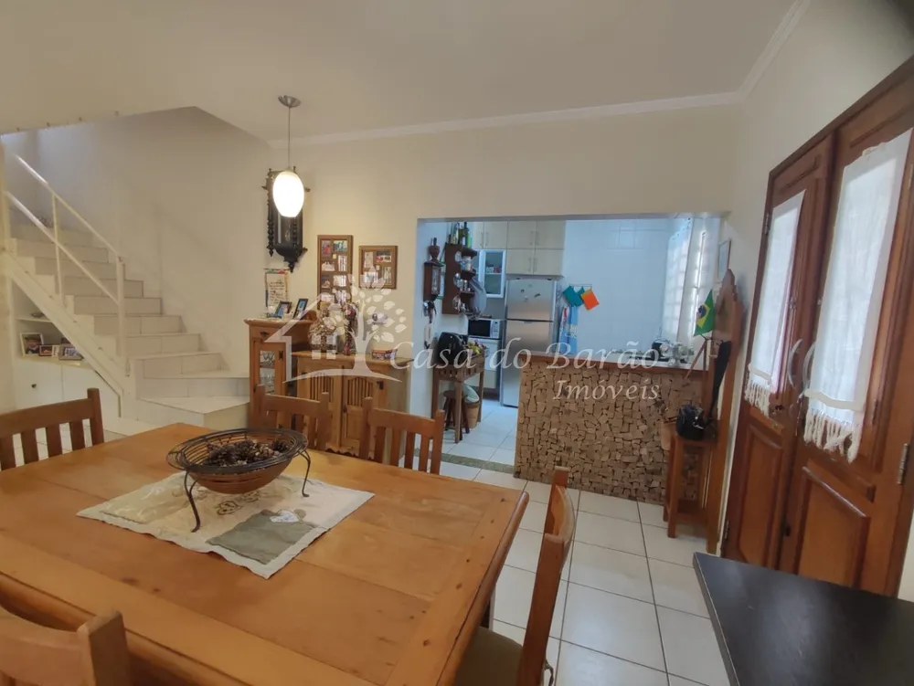 Casa, 3 quartos, 189 m² - Foto 2