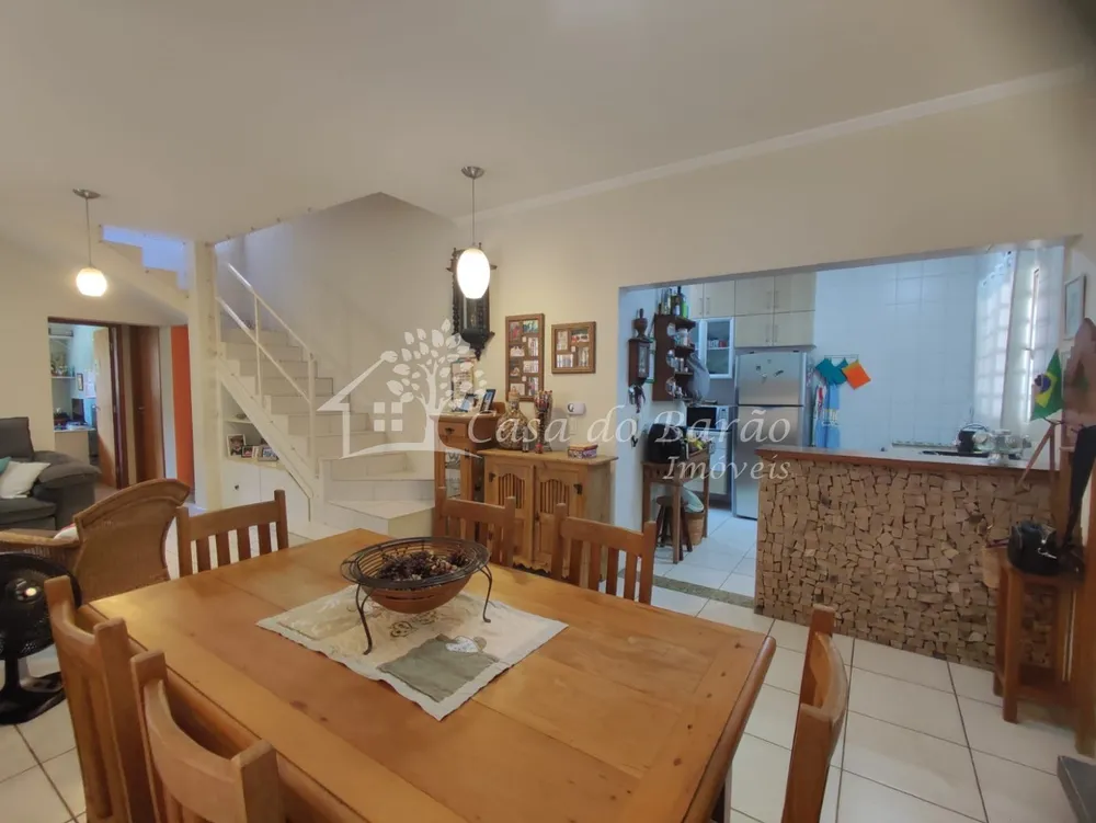 Casa, 3 quartos, 189 m² - Foto 3