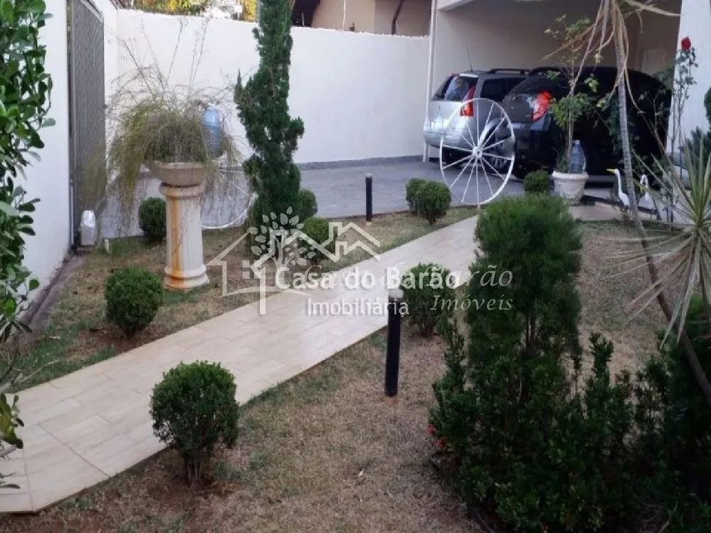 Casa, 3 quartos, 450 m² - Foto 2