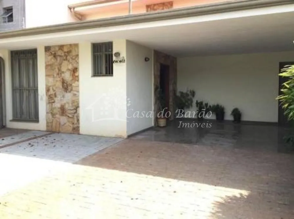 Casa, 5 quartos, 330 m² - Foto 1