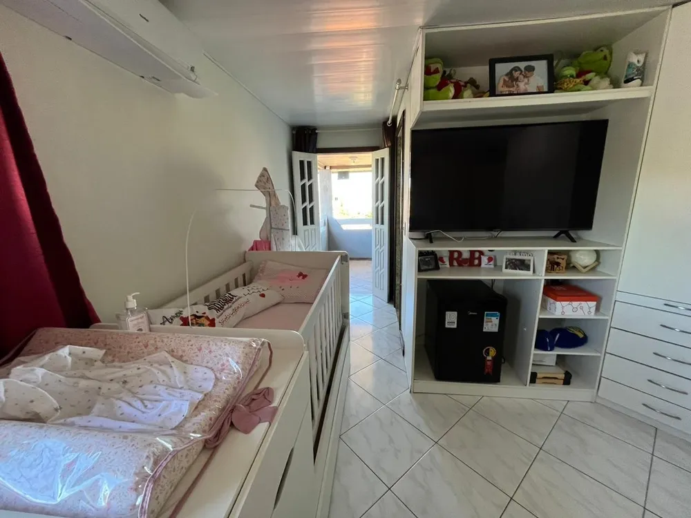 Casa, 4 quartos, 237 m² - Foto 9