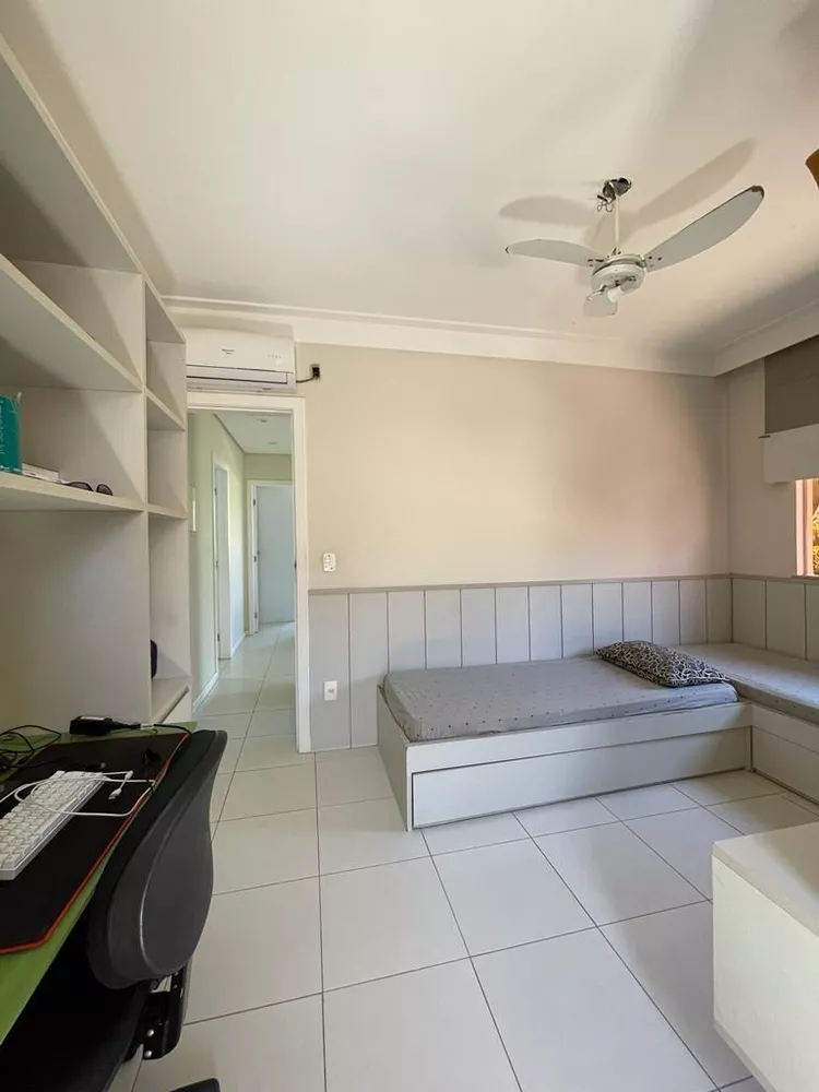 Casa à venda com 4 quartos, 205m² - Foto 3