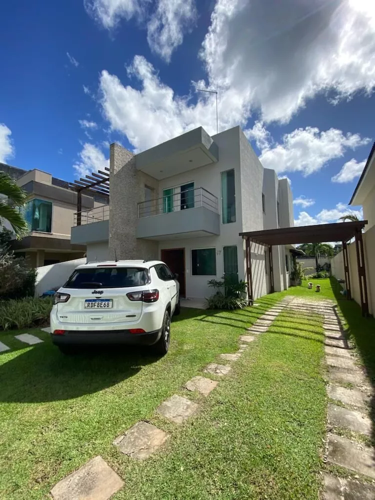 Casa à venda com 4 quartos, 260m² - Foto 2