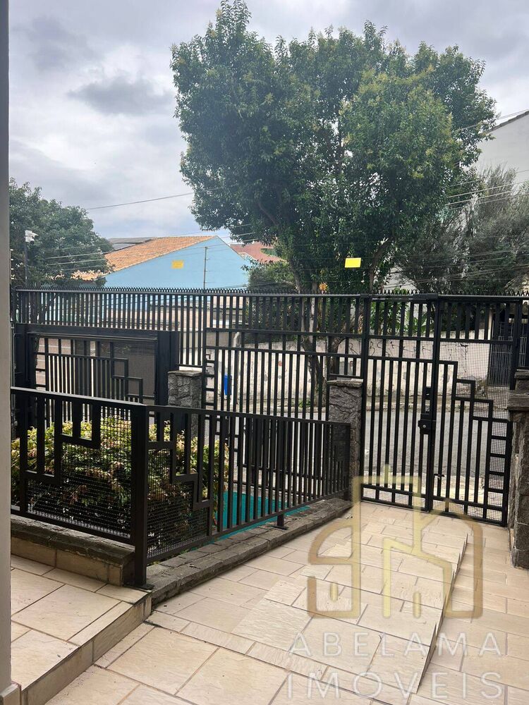 Sobrado, 3 quartos, 442 m² - Foto 1