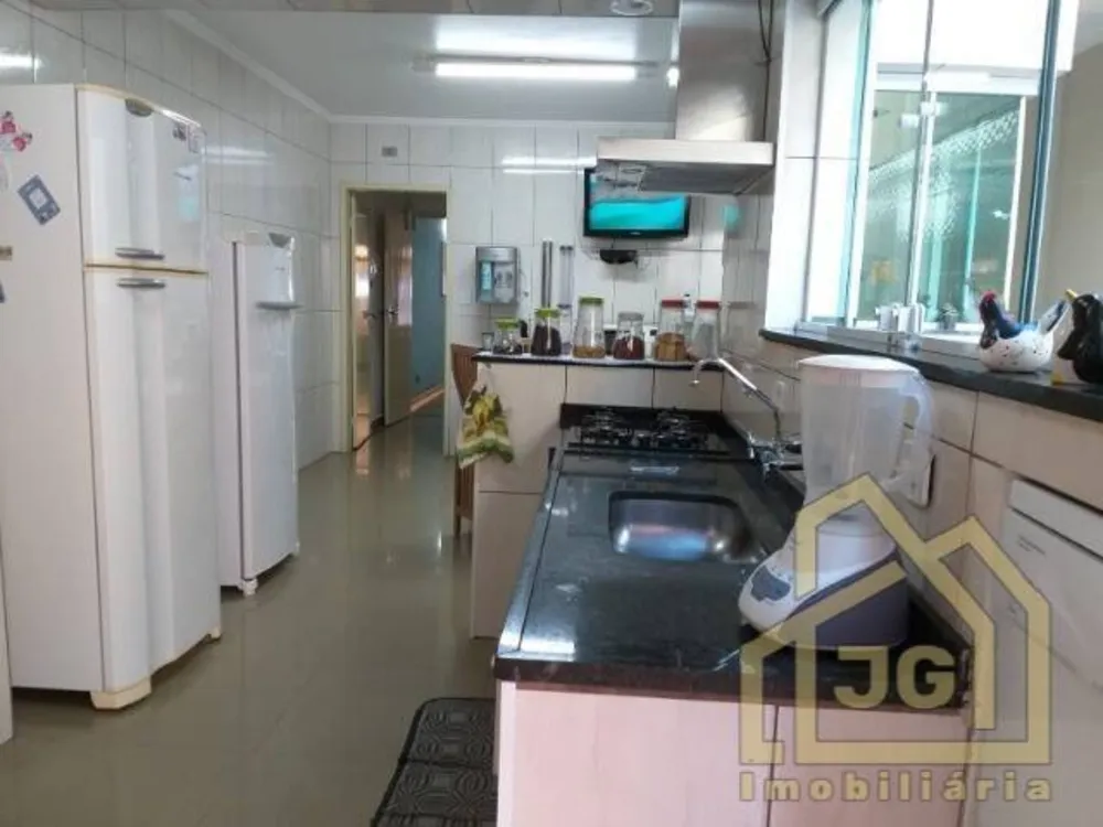 Sobrado, 3 quartos, 200 m² - Foto 1