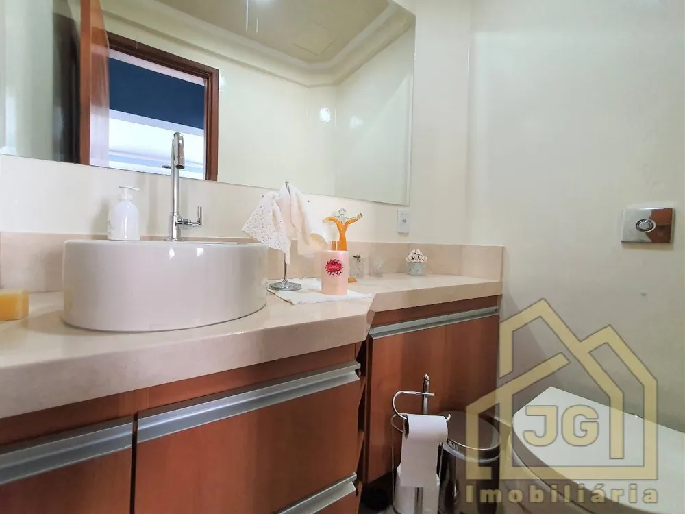 Apartamento, 3 quartos, 157 m² - Foto 2