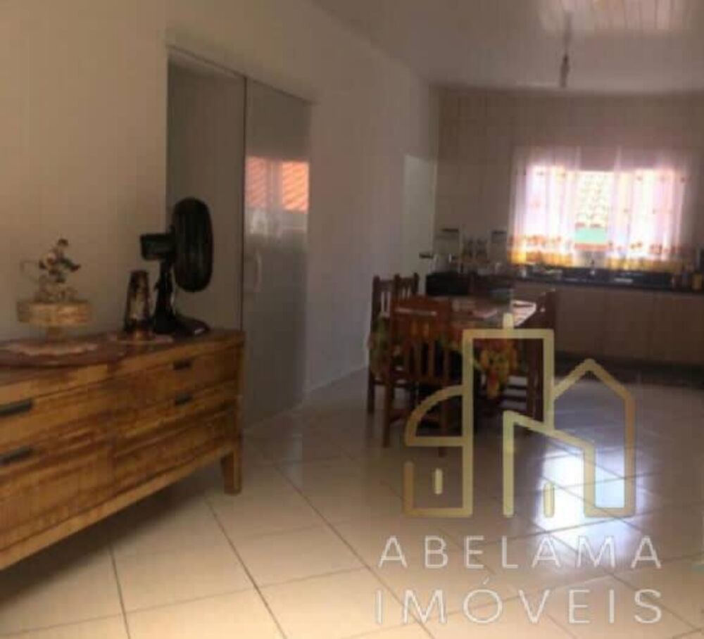 Sobrado à venda com 3 quartos, 363m² - Foto 2