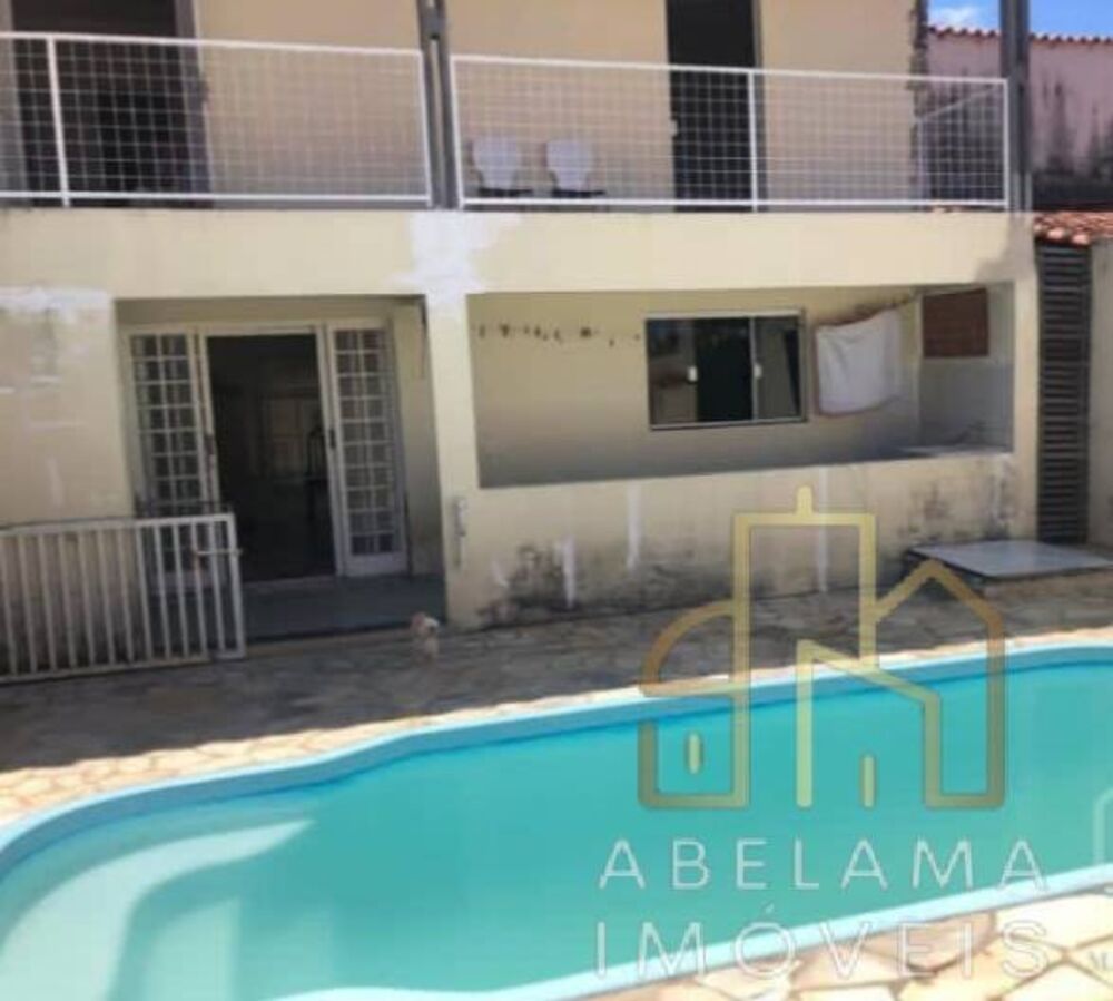 Sobrado à venda com 3 quartos, 363m² - Foto 1