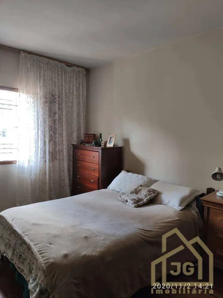 Casa, 4 quartos, 253 m² - Foto 2