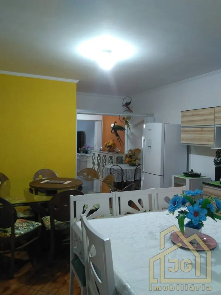 Sobrado, 3 quartos, 204 m² - Foto 2