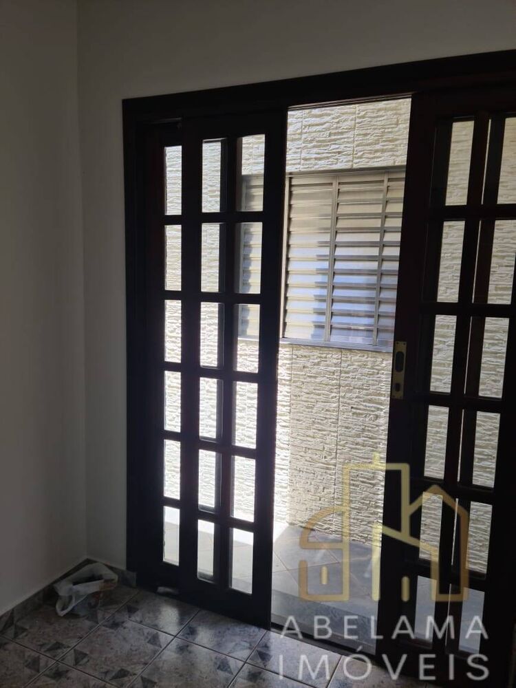 Sobrado, 5 quartos, 237 m² - Foto 4
