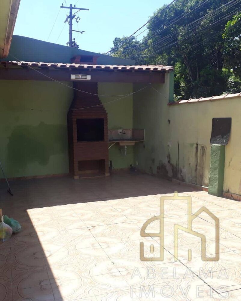 Casa, 2 quartos, 216 m² - Foto 1