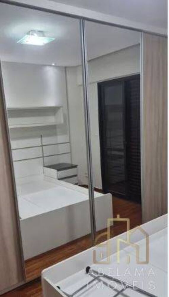 Apartamento para alugar com 3 quartos, 97m² - Foto 8