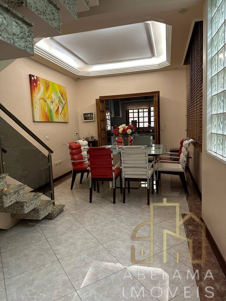 Casa, 3 quartos, 195 m² - Foto 4