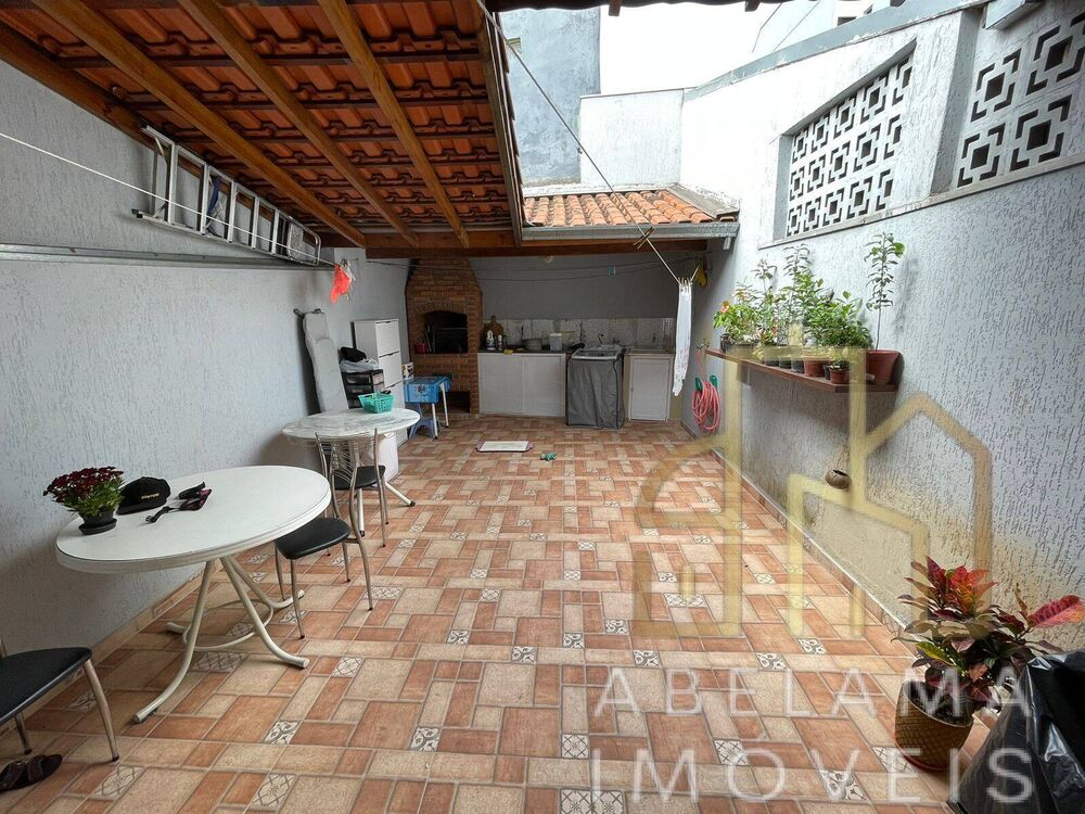 Sobrado, 3 quartos, 200 m² - Foto 1