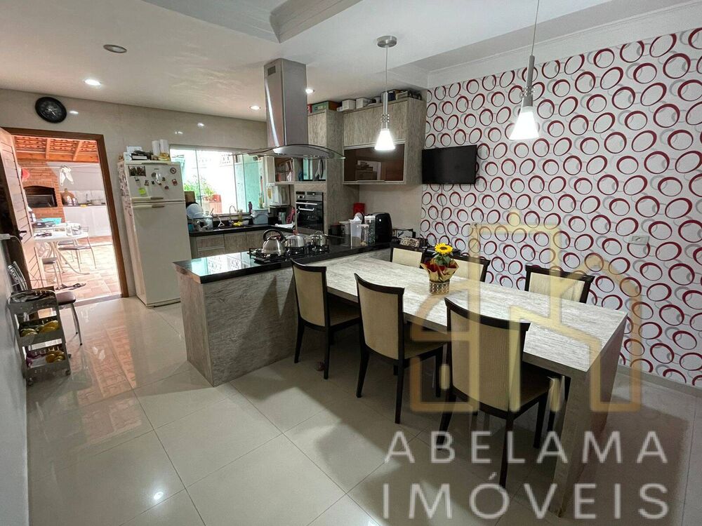 Sobrado, 3 quartos, 200 m² - Foto 4