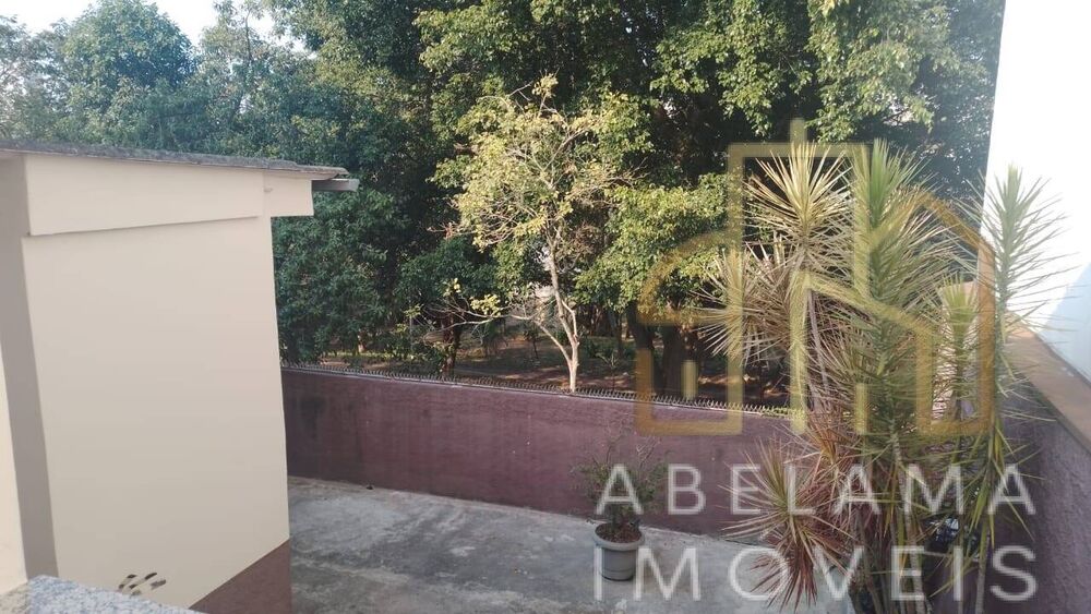 Casa, 3 quartos, 250 m² - Foto 3