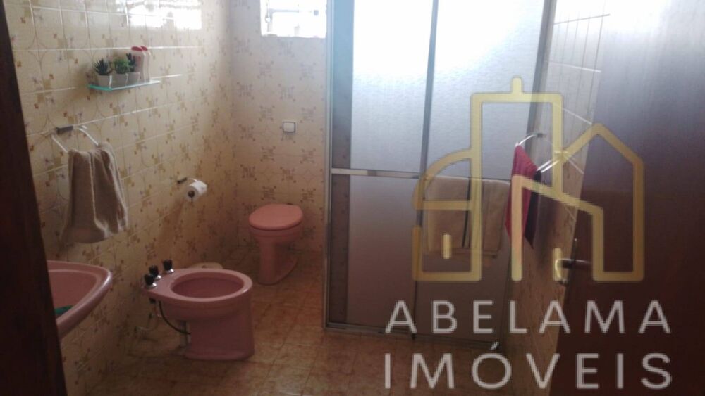 Casa, 3 quartos, 250 m² - Foto 4