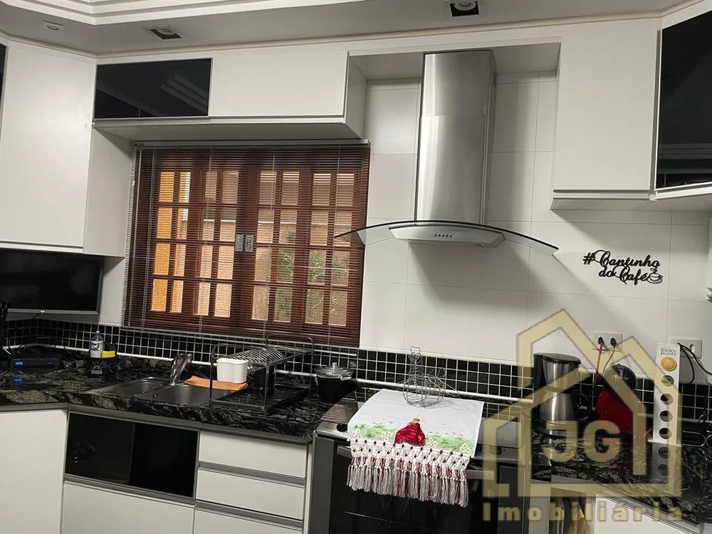 Sobrado, 4 quartos, 287 m² - Foto 9