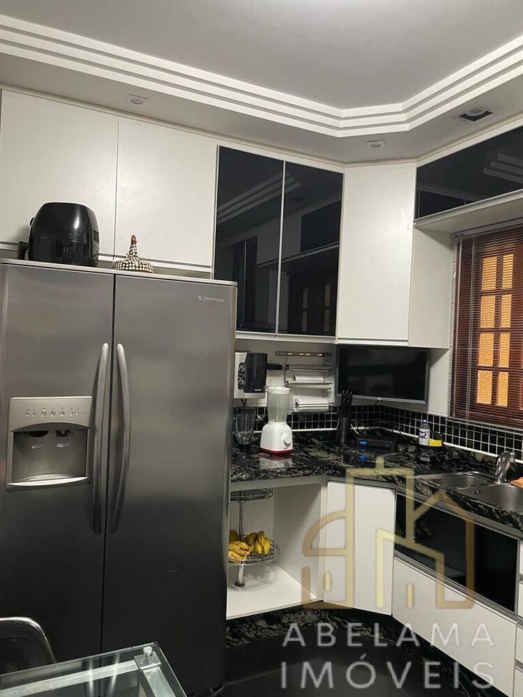 Sobrado, 4 quartos, 287 m² - Foto 2