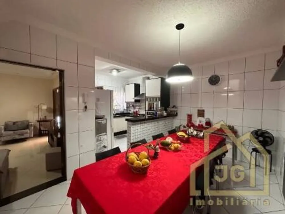 Casa, 3 quartos, 155 m² - Foto 2