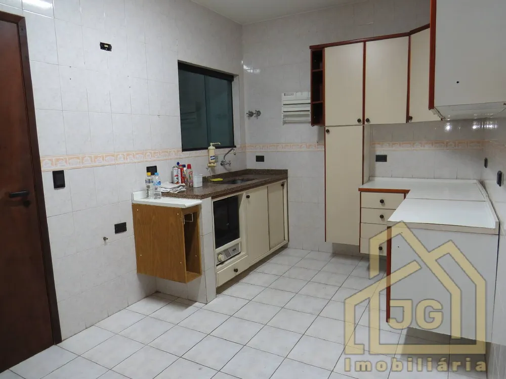 Sobrado, 3 quartos, 325 m² - Foto 3