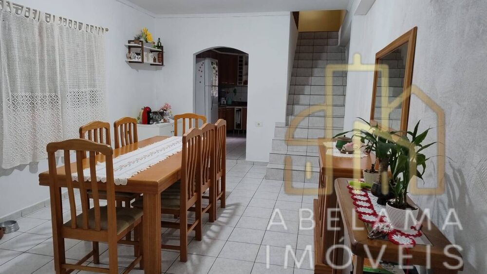 Casa, 3 quartos, 261 m² - Foto 2