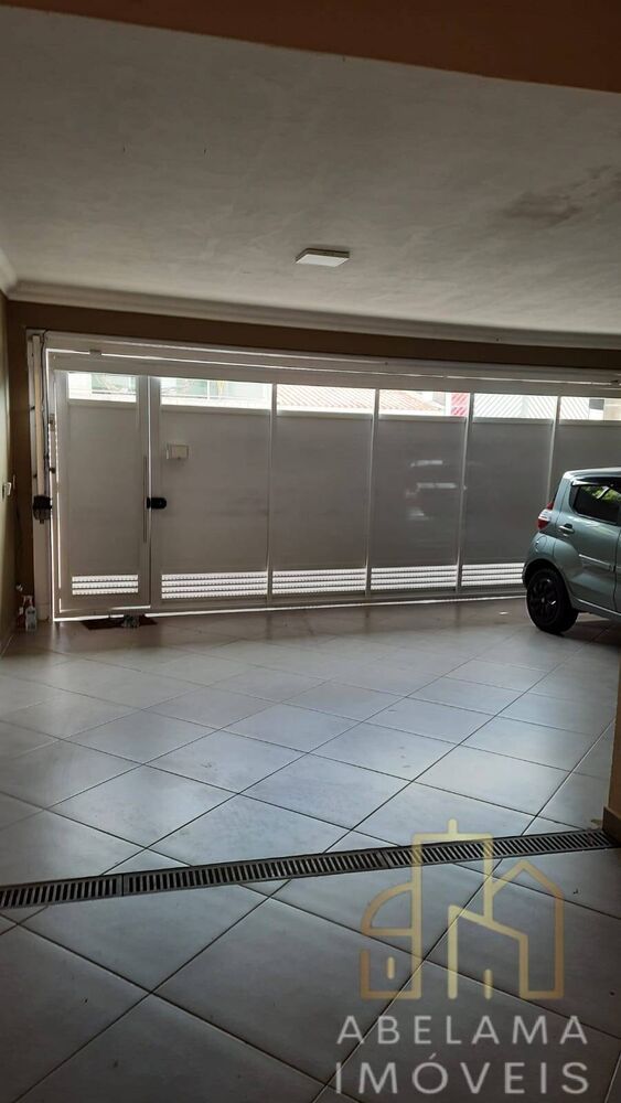 Sobrado, 3 quartos, 309 m² - Foto 2
