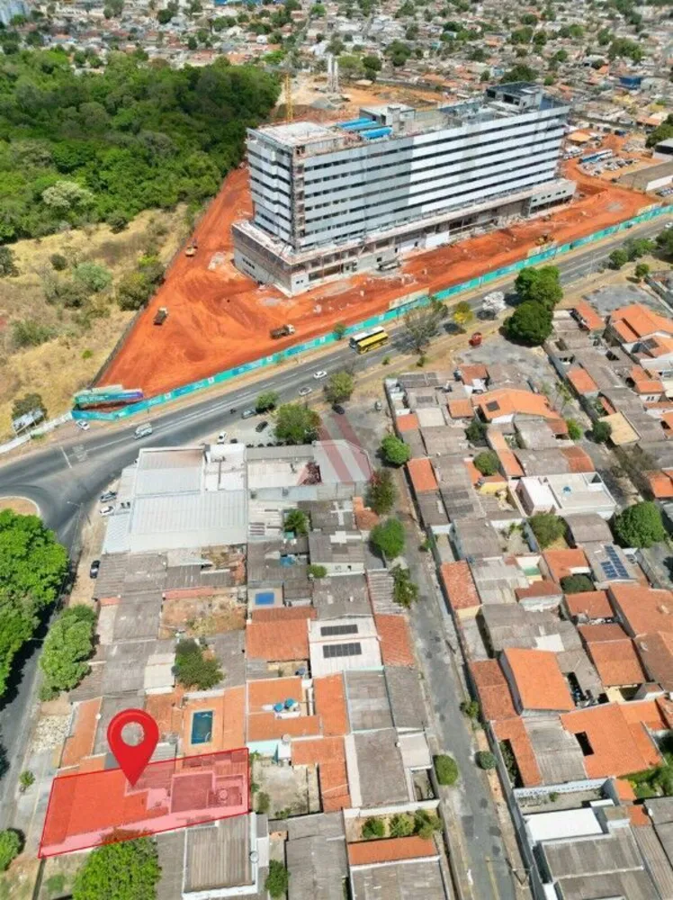 Sobrado, 11 quartos, 303 m² - Foto 1