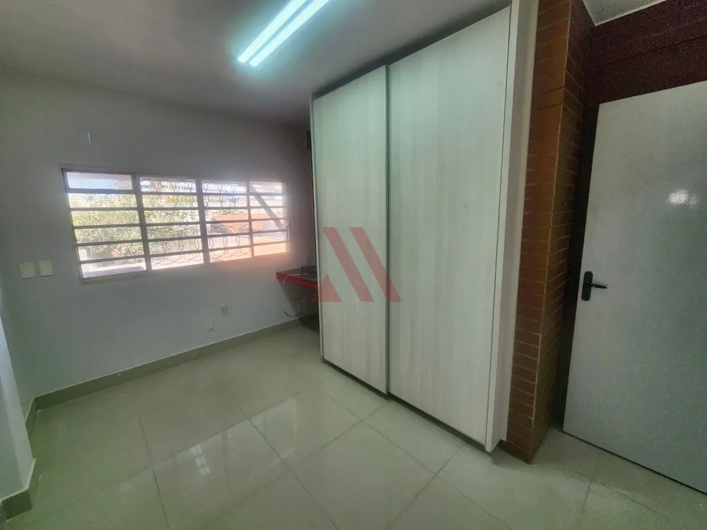 Sobrado, 11 quartos, 303 m² - Foto 12
