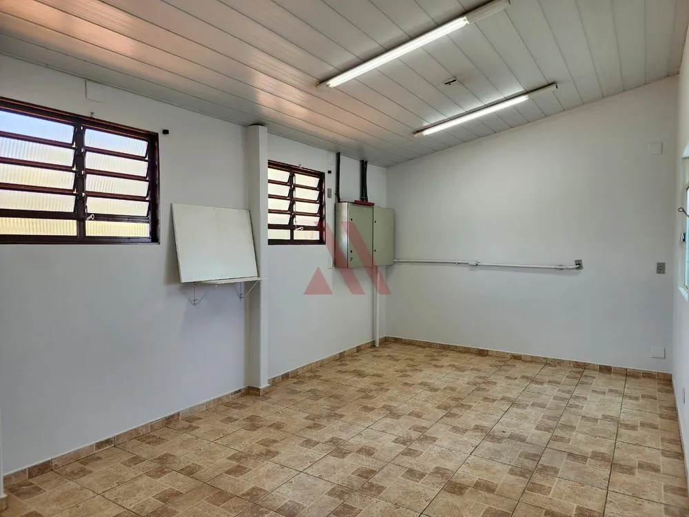 Sobrado, 11 quartos, 303 m² - Foto 9